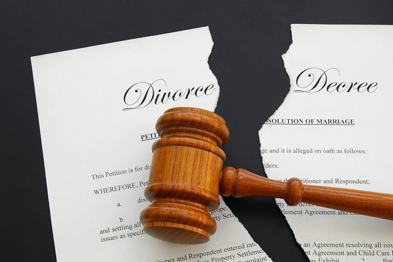 Contested vs. Uncontested Divorce